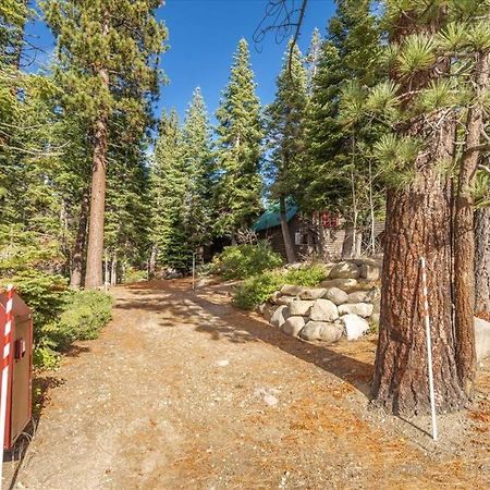 Coziest Cabin In Tahoe W Stone Fireplace Comfy Beds Close To Slopes & Lake Carnelian Bay Extérieur photo