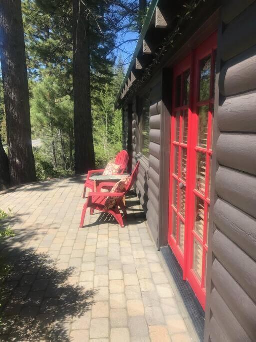 Coziest Cabin In Tahoe W Stone Fireplace Comfy Beds Close To Slopes & Lake Carnelian Bay Extérieur photo