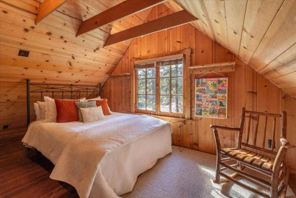 Coziest Cabin In Tahoe W Stone Fireplace Comfy Beds Close To Slopes & Lake Carnelian Bay Extérieur photo
