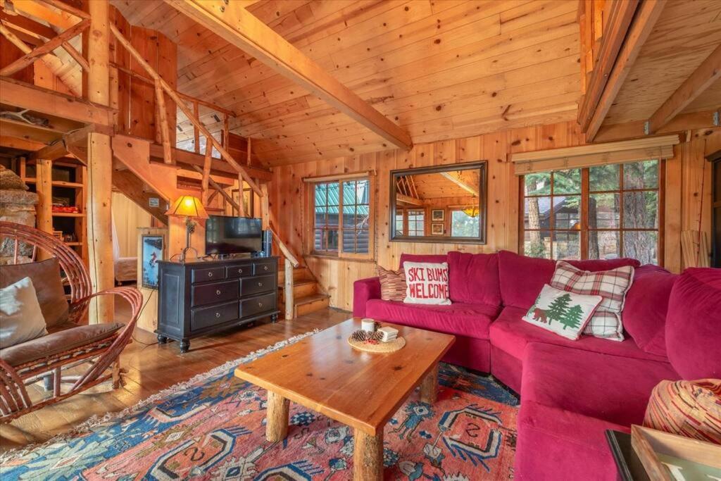 Coziest Cabin In Tahoe W Stone Fireplace Comfy Beds Close To Slopes & Lake Carnelian Bay Extérieur photo